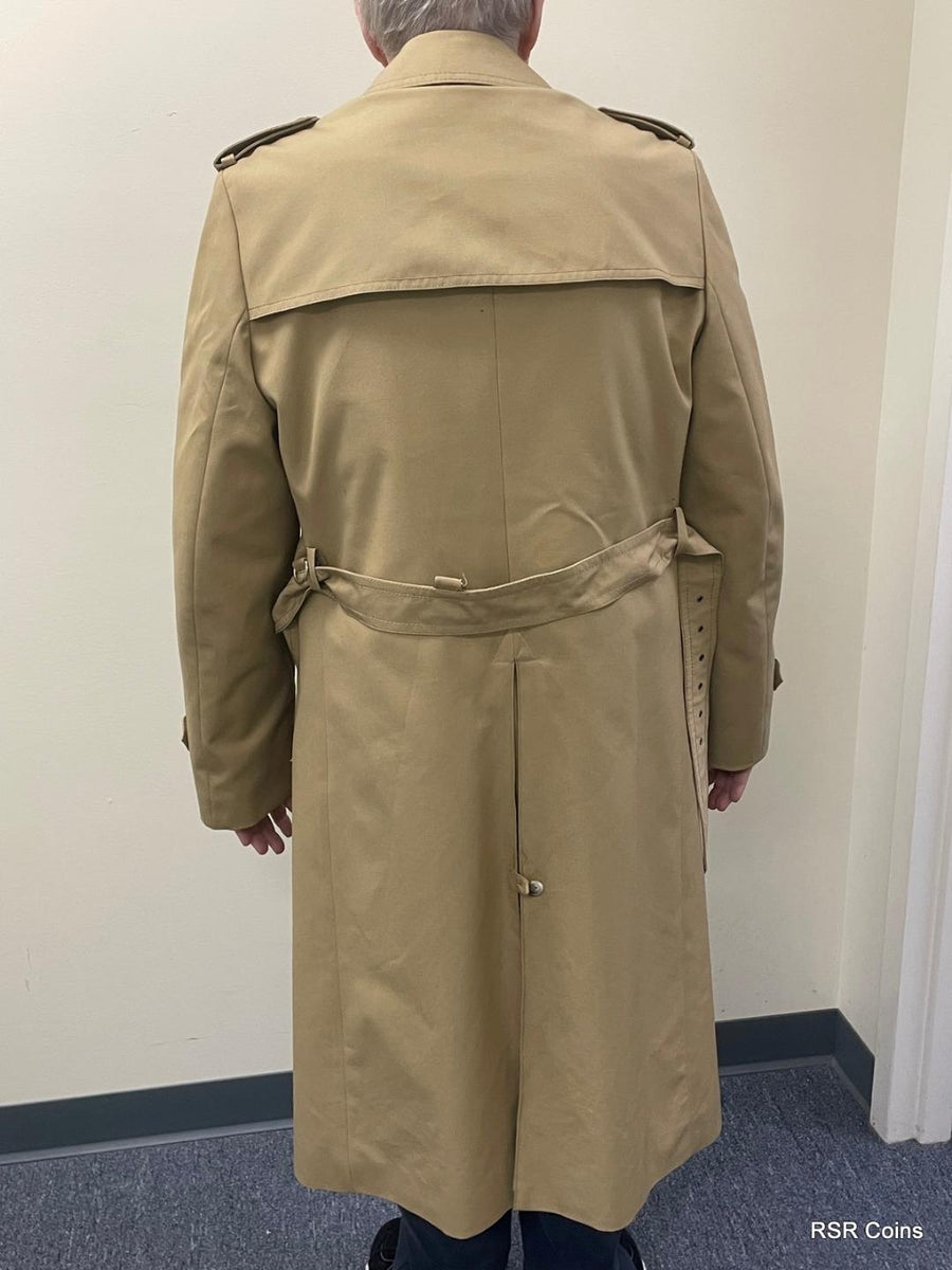 PETER FALK COLUMBO TRENCH COAT LOA FROM JSA AUTHENTICATION OF FALK ...